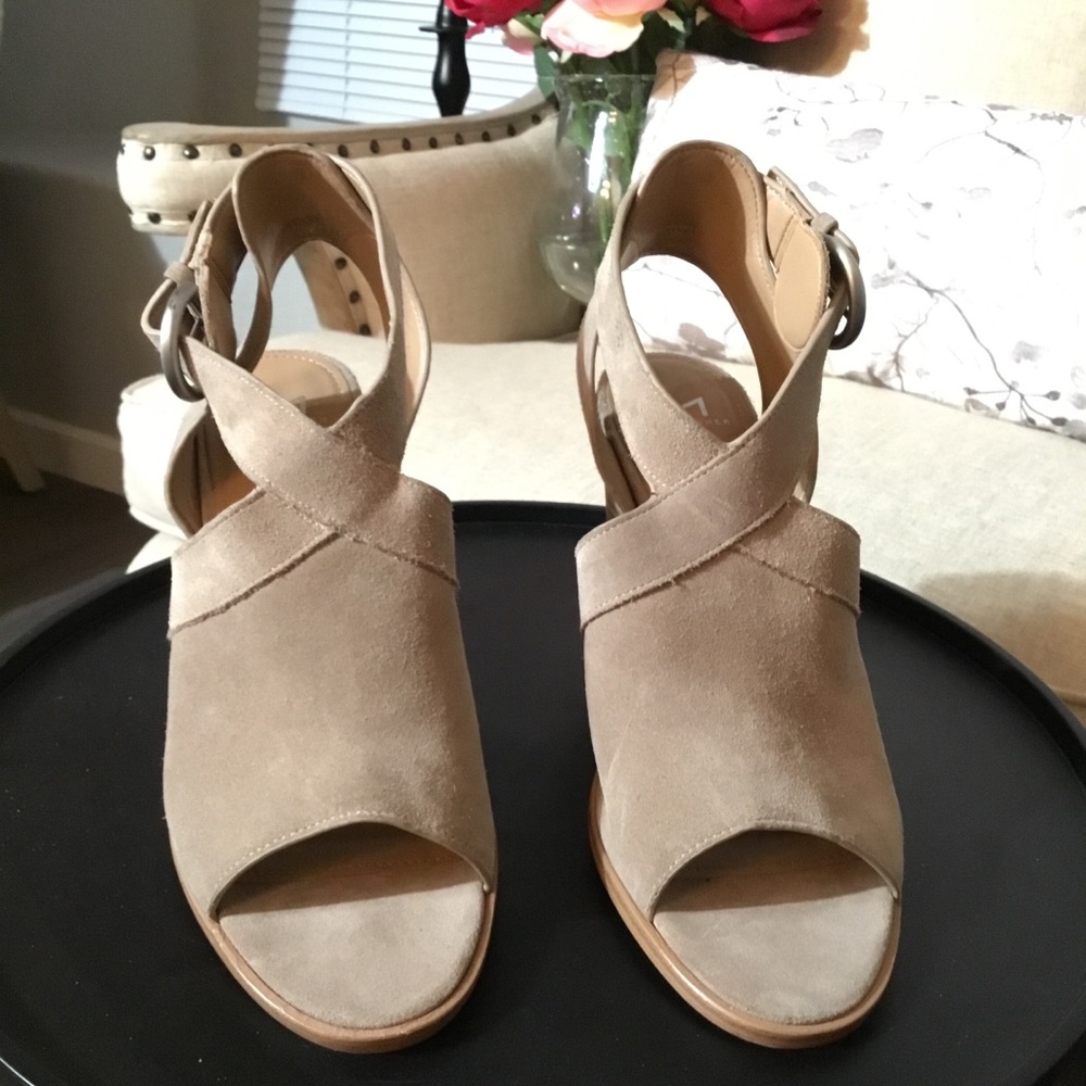 Marc Fisher LTD Vega sandal sz6